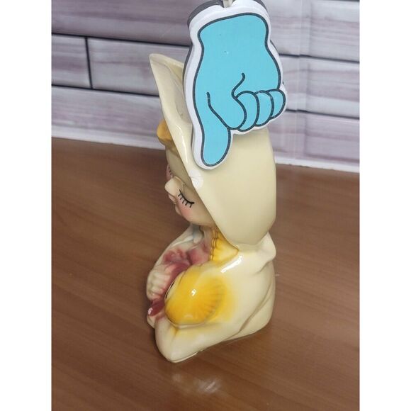 Vintage Girl with Doll Vase, Shawnee Pottery USA - Picture 3 of 10